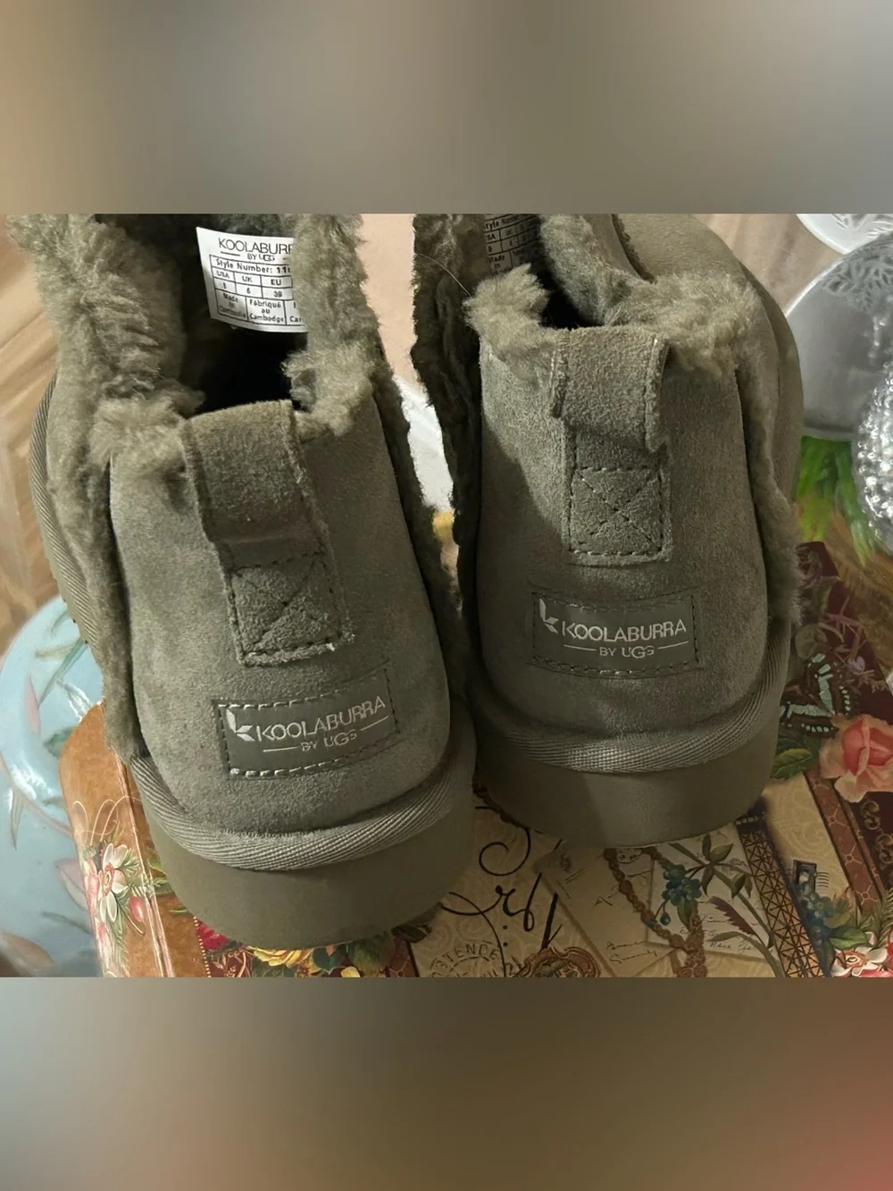 Koolaburra by UGG Mini Short Olive Green Suede Shearling Lined Ankle Booties 8